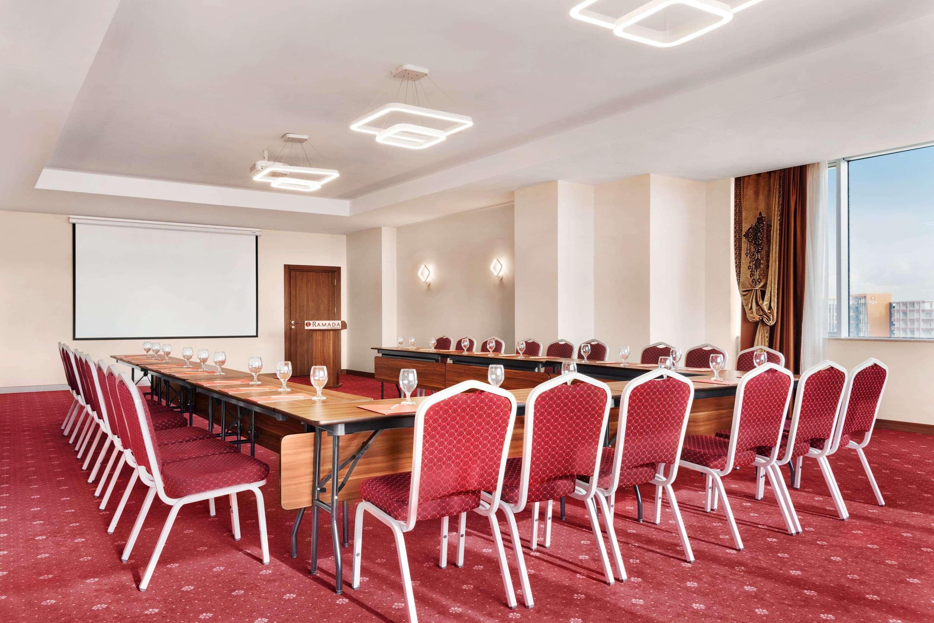 Hotel Ramada By Wyndham Diyarbakır Esterno foto