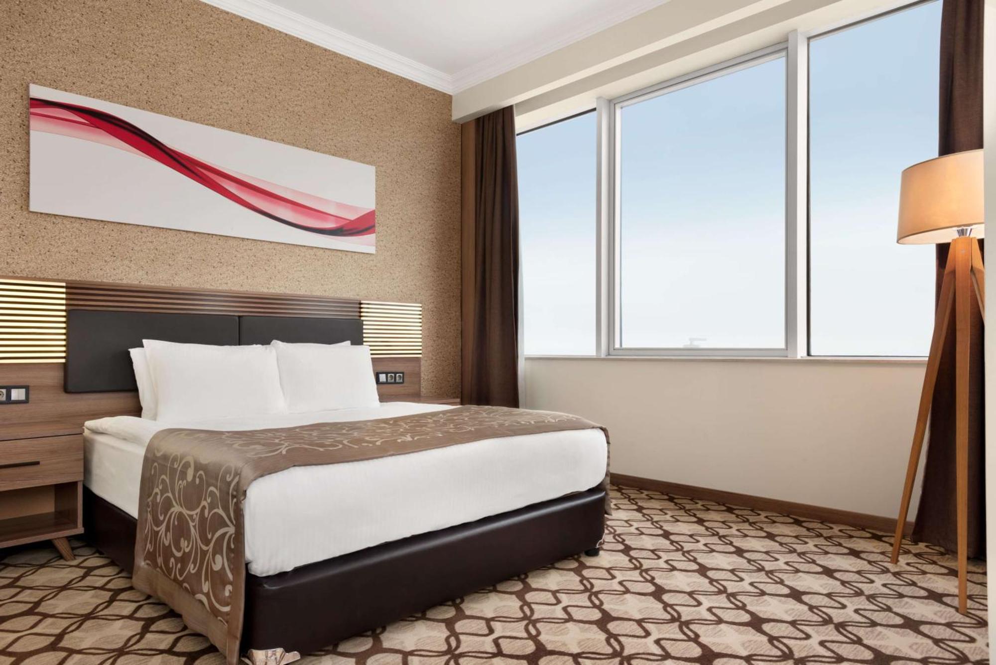 Hotel Ramada By Wyndham Diyarbakır Esterno foto