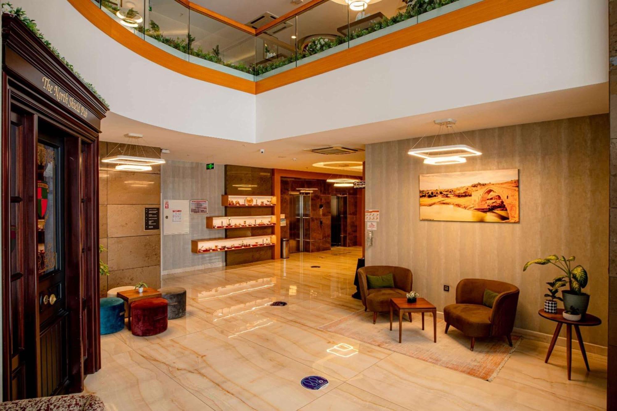 Hotel Ramada By Wyndham Diyarbakır Esterno foto
