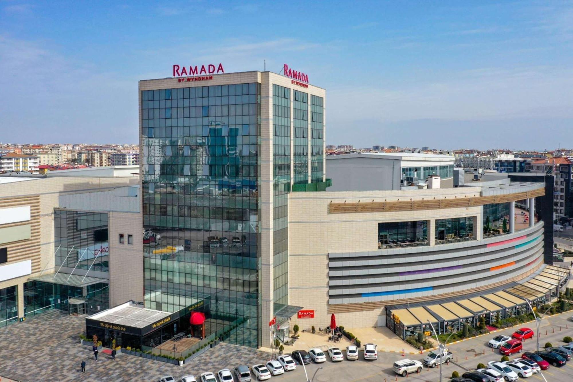Hotel Ramada By Wyndham Diyarbakır Esterno foto